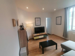 Villa des Roses - Appart T2, 31m2, 1er étage, vue jardin, 